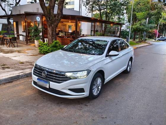 VOLKSWAGEN JETTA 1.4 250 TSI TOTAL FLEX TIPTRONIC VOLKSWAGEN JETTA 1.4 250 TSI TOTAL FLEX TIPTRONIC